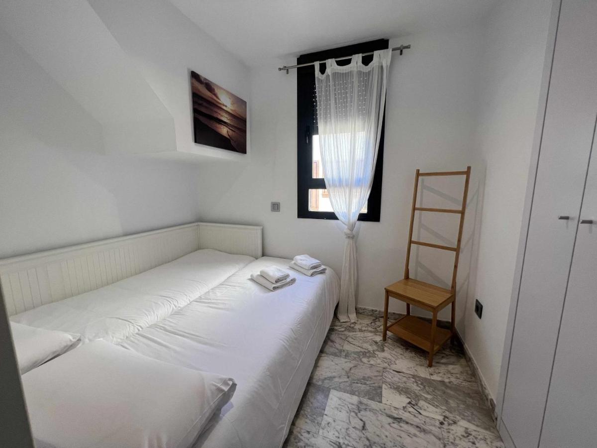 Atico San Bernardo Terraza Y Parking Incluido Apartment Sevilla Exterior foto